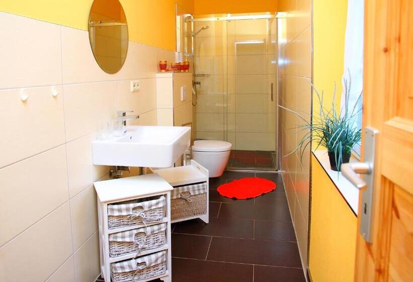 침실 3개 주택, Matys Landhausperle An Der Müritz