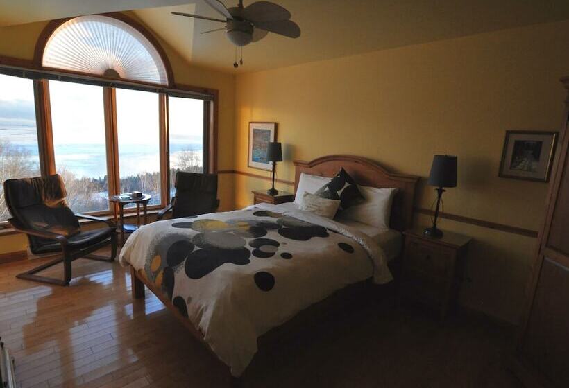 غرفة سوبيريور, Auberge Cap Aux Corbeaux