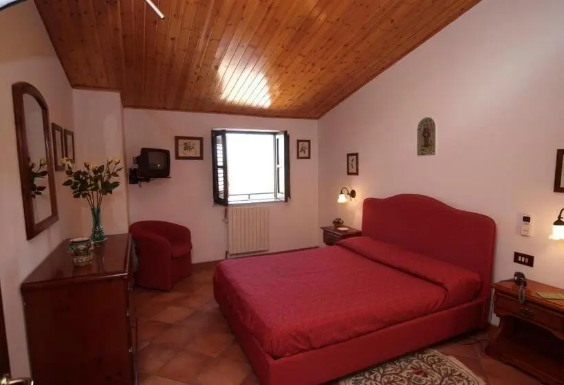 سوییت, Agriturismo Al Poggetto
