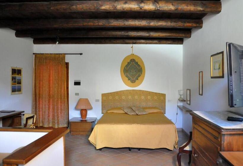 Четырехместный Номер Стандарт, Agriturismo La Campana