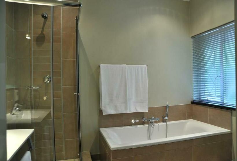 חדר אקזקיוטיב, Glendower View Guest House