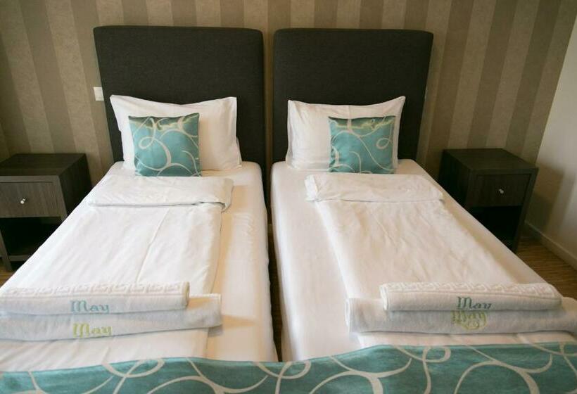 スタンダードルーム, May Residence