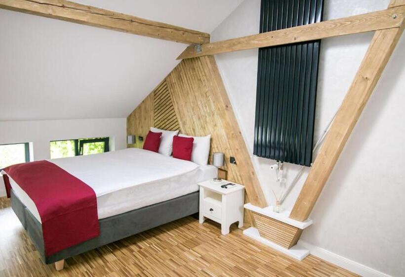 スーペリアールーム, May Residence