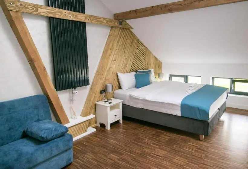 Habitació Triple Superior, May Residence