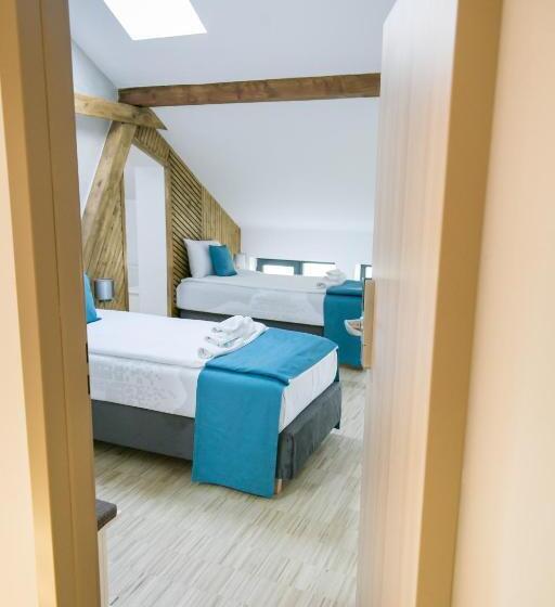 プレミアム4ベッドルーム, May Residence