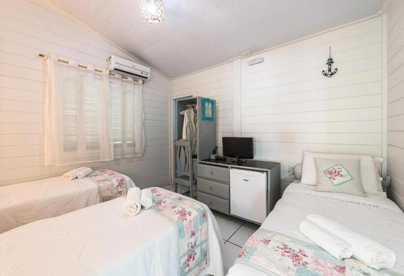 اتاق استاندارد سه نفره, Pousada Da Carmô