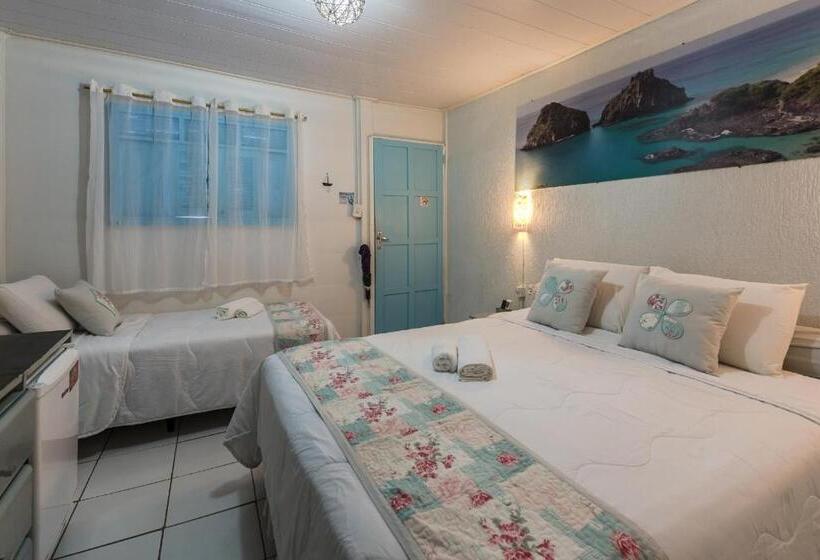 اتاق استاندارد چهار تخته, Pousada Da Carmô