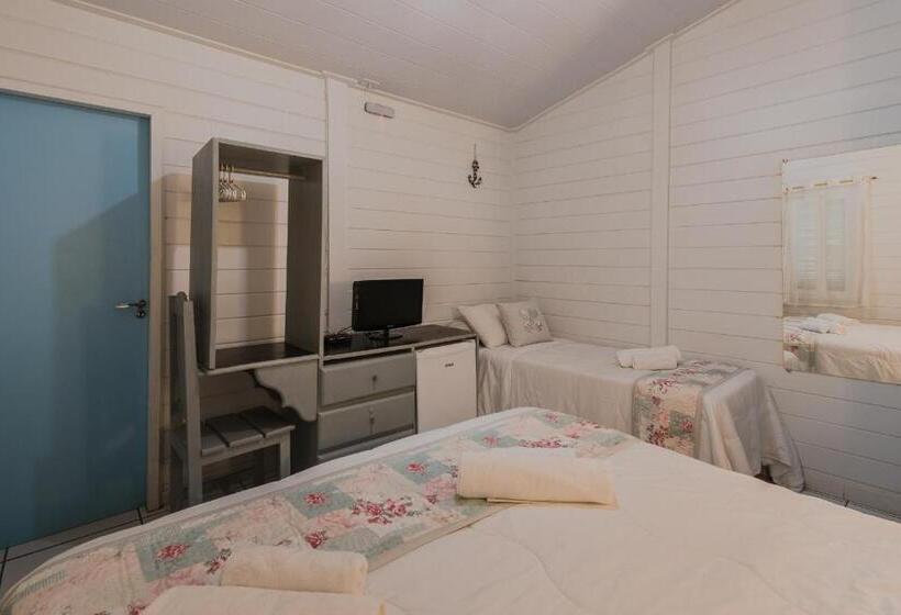 اتاق استاندارد سه نفره, Pousada Da Carmô