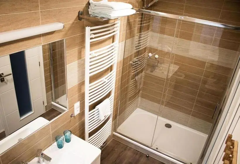 デラックスルーム, Rodinný Resort Uko