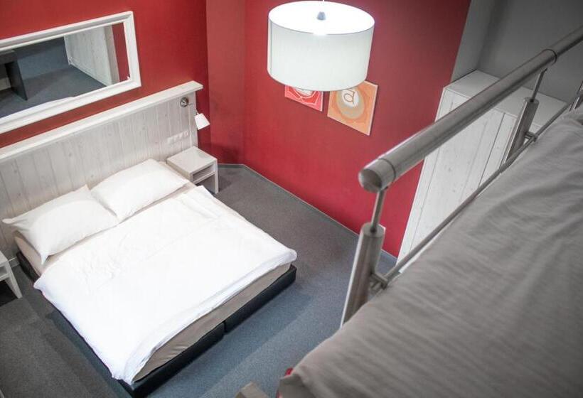 四人豪华间, Rodinný Resort Uko