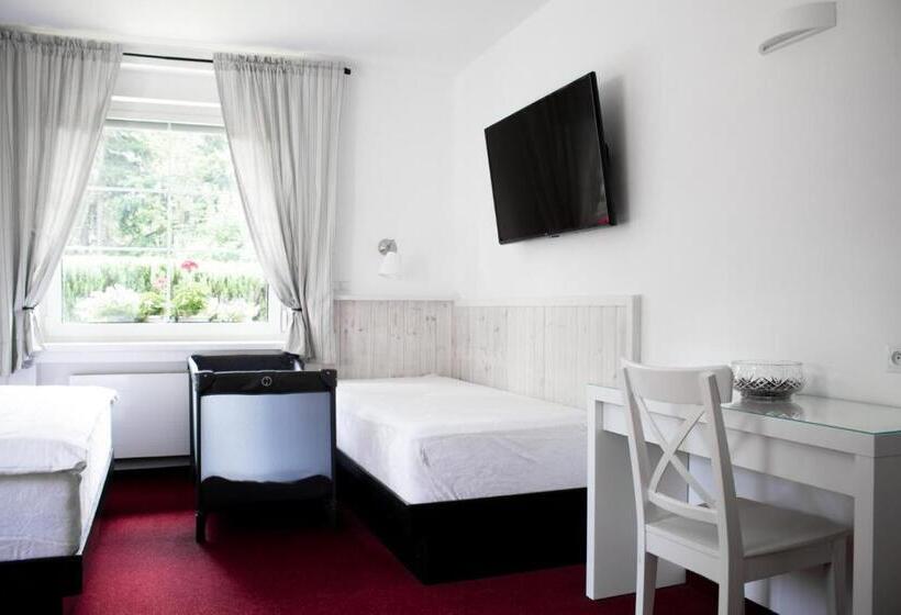 四人豪华间, Rodinný Resort Uko