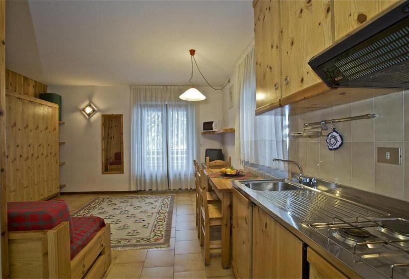 Family studio with balcony, Residence Raffaella