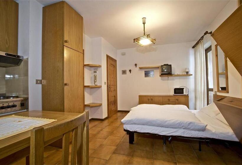 استودیوی استاندارد, Residence Raffaella