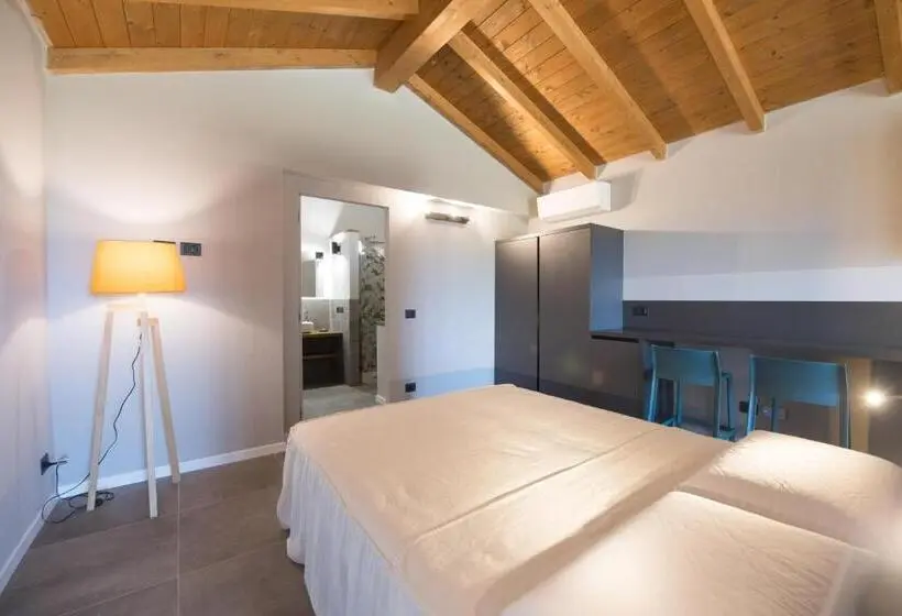 スタンダードバンガロー, Pieve Del Castello