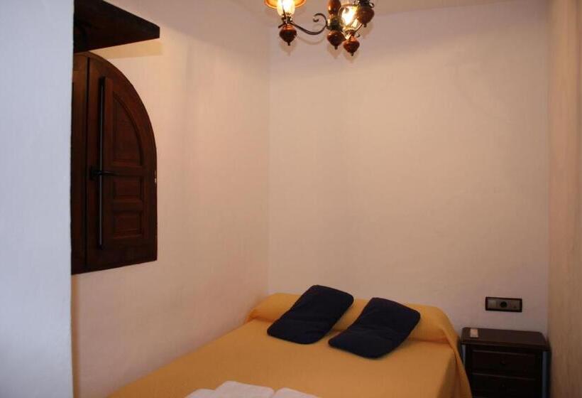 ファミリールーム, Hostal Torre De Guzmán