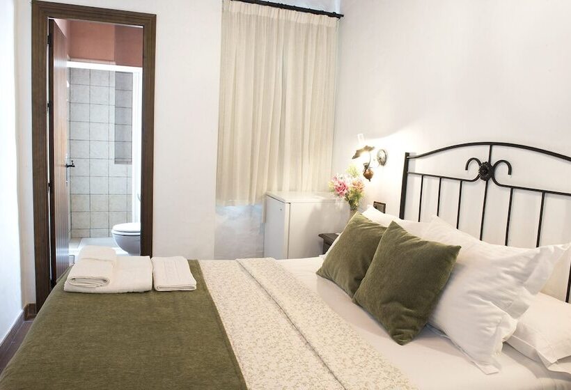 スタンダードルーム, Hostal Torre De Guzmán