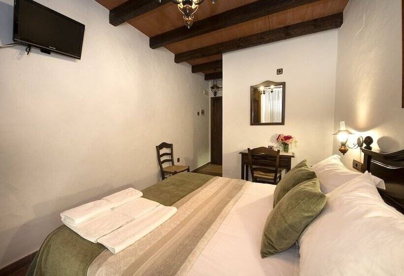 スタンダードルーム, Hostal Torre De Guzmán