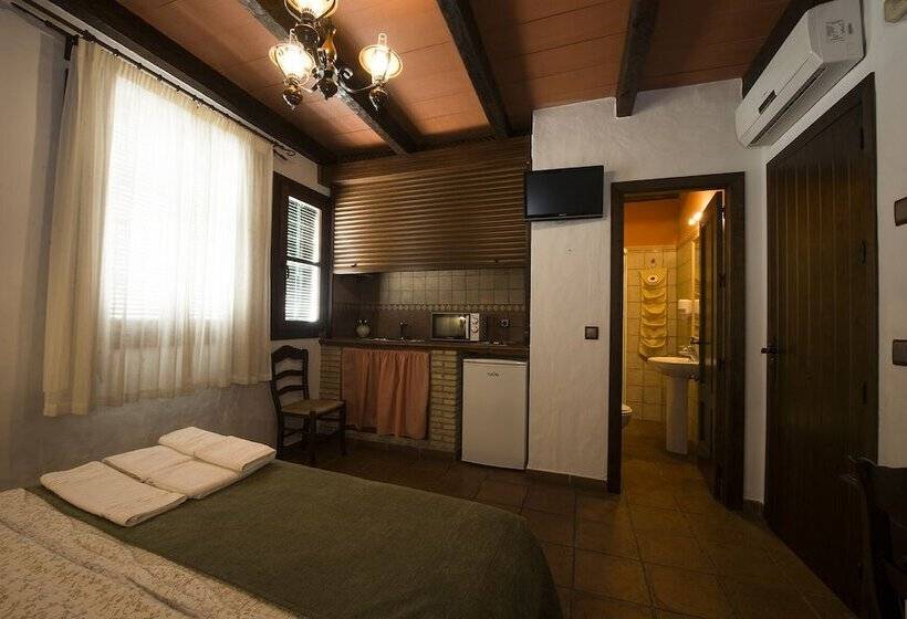 スーペリアールーム, Hostal Torre De Guzmán