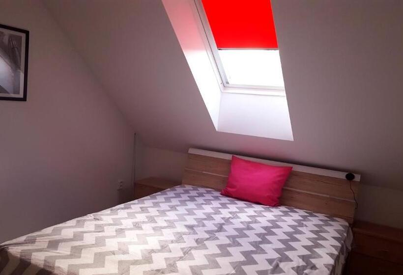 جناح, Penzion Malaika