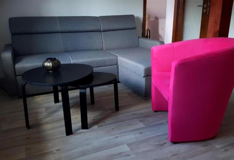 סוויטה, Penzion Malaika