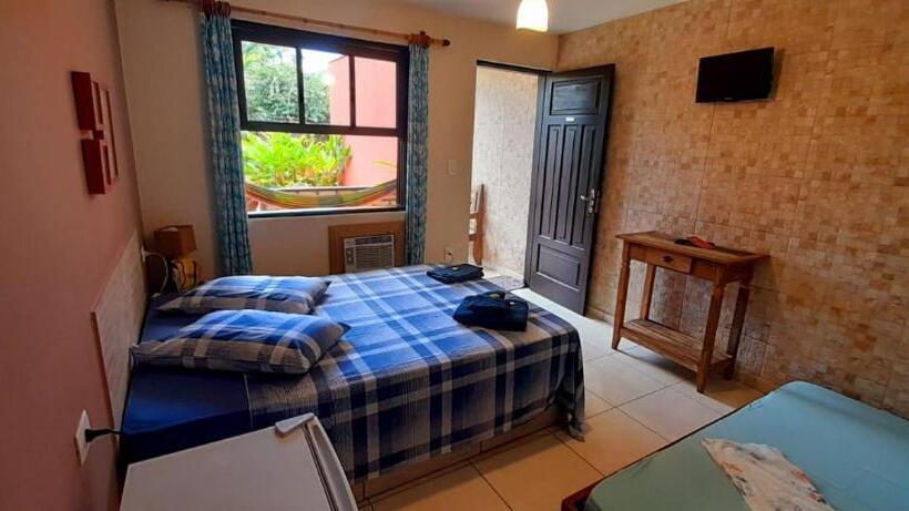 带花园景观的标准三人间, Pousada Por Do Sol