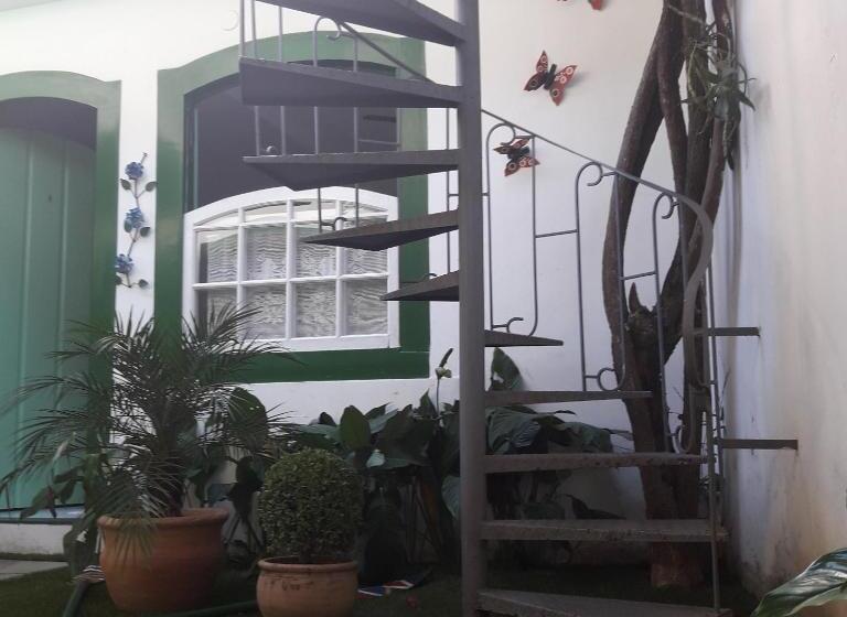 سوئیت کلاسیک, Pousada Sonho Meu