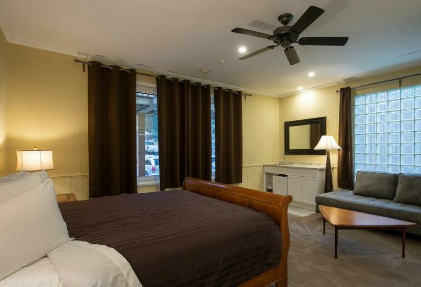 غرفة قياسية سرير كينج, Banff Boutique Inn   Adults Only