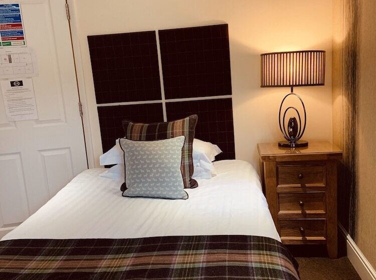 חדר סטנדרט יחיד, The Wilson Arms