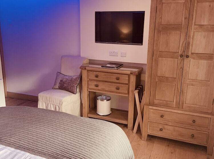 חדר סטנדרט, The Wilson Arms