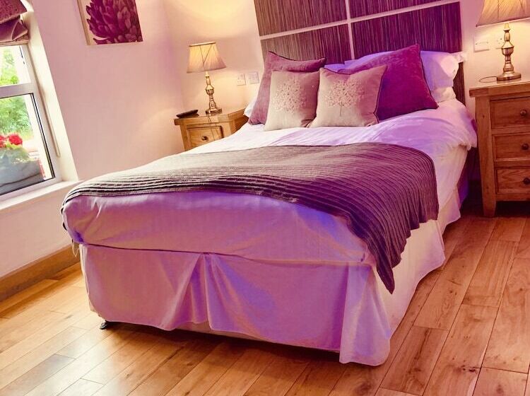 חדר סטנדרט, The Wilson Arms