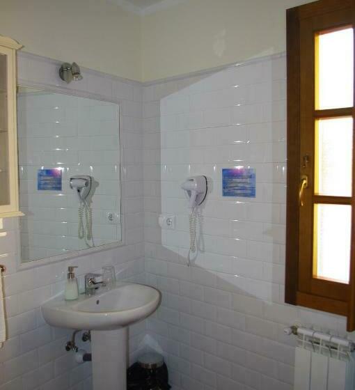 غرفة قياسية, Pensión Arbidel