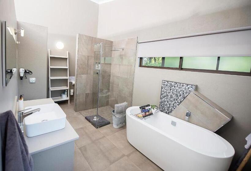 Апартаменты 1 Спальня, Birds Babble Self Catering