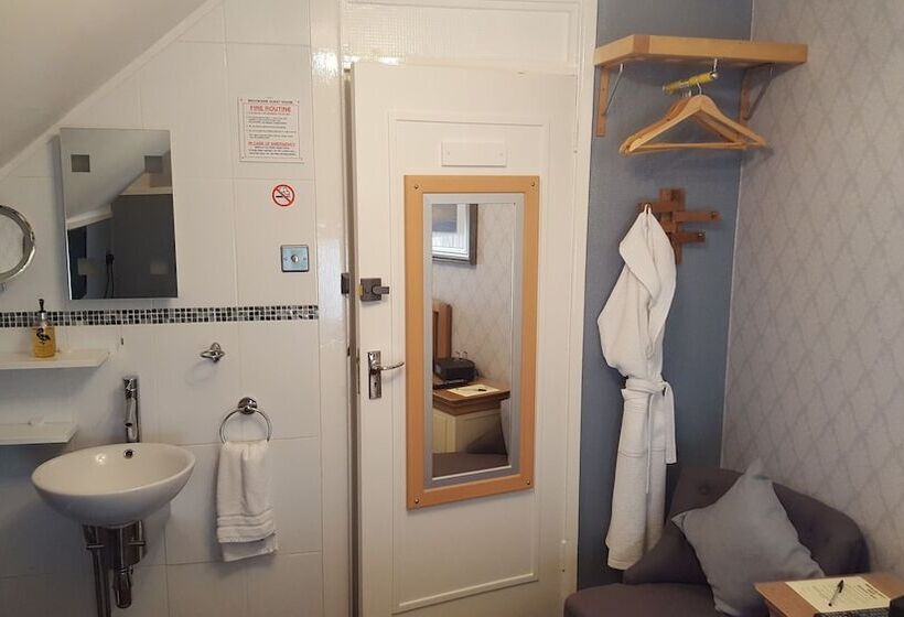 Номер Стандарт Индивидуальный, Brookside Guest House & Mini Spa