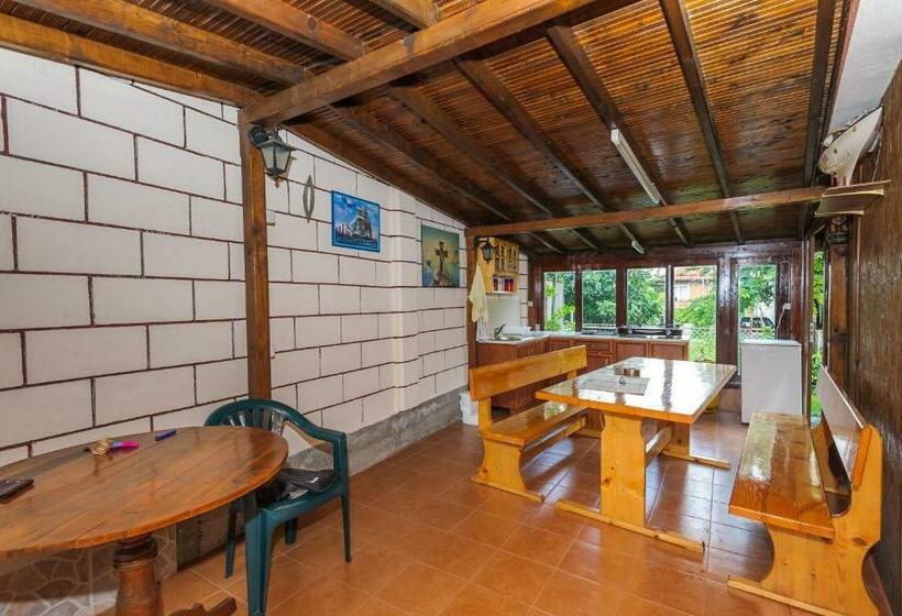 اتاق استاندارد, Guest House Galema