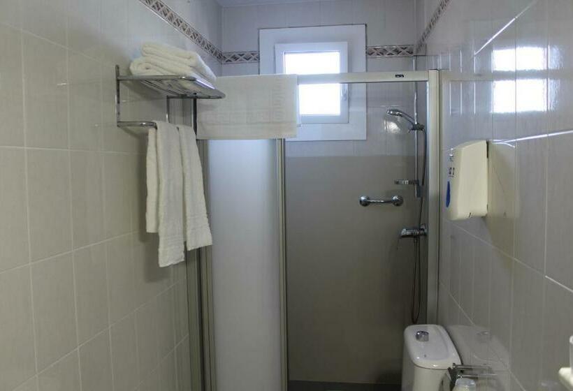 חדר סטנדרט, Hostal Montserrat