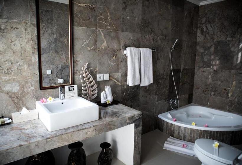 غرفة ديلوكس مطلّة علي البحر, Kelapa Lovina Beach Villa