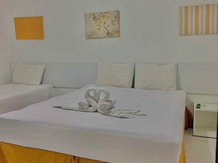 Номер Стандарт Трехместный, Pousada Marahub