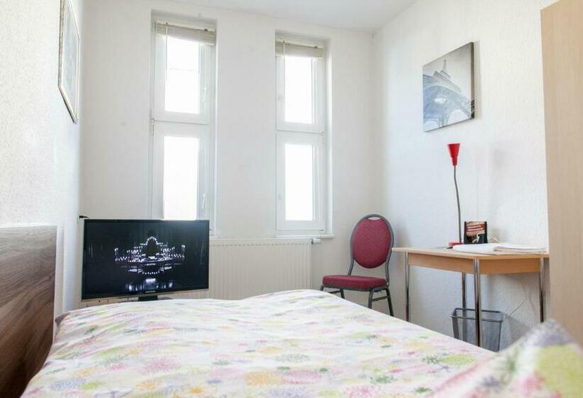 バスルーム共有のシングルスタンダード, Pension Klingenstr. 23