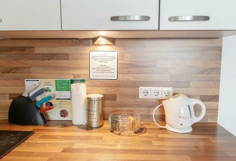 标准单人间共用浴室, Pension Klingenstr. 23