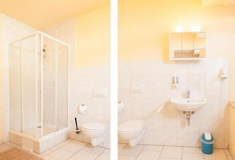 家庭间, Pension Klingenstr. 23