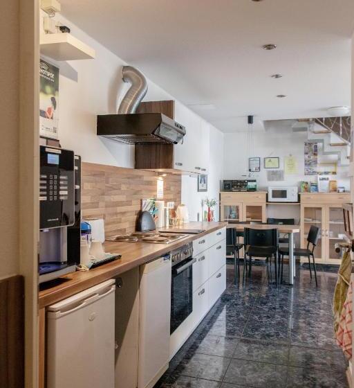 带共用浴室的标准房间, Pension Klingenstr. 23