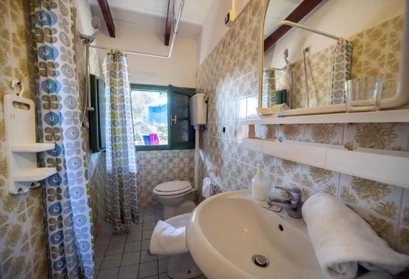 スタンダードスタジオ, Gavila's Residenza Turistico Alberghiera