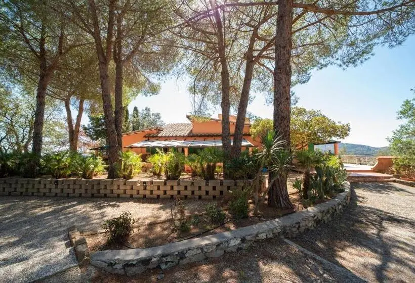 ファミリーステューディオ, Gavila's Residenza Turistico Alberghiera