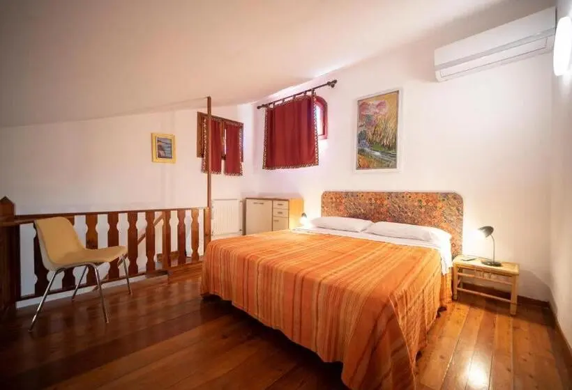 ファミリーステューディオ, Gavila's Residenza Turistico Alberghiera