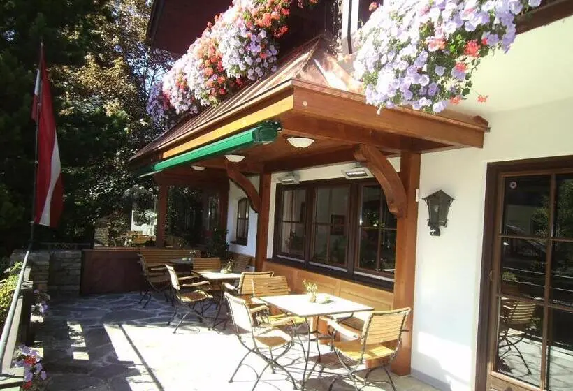 庭の見えるシングルルーム, Stegmühlhof