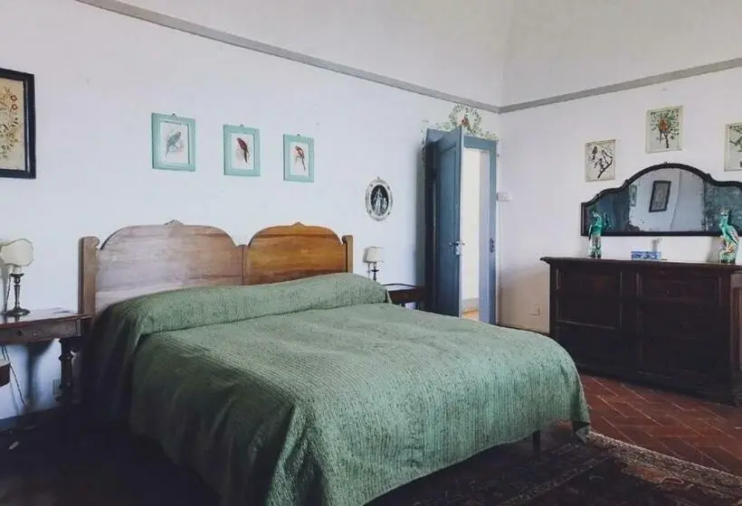 スタンダードルーム, Castello Malaspina Di Fosdinovo