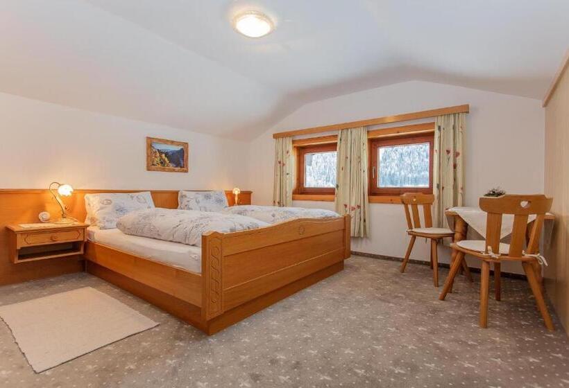 חדר משפחתי, Gästehaus Rosi