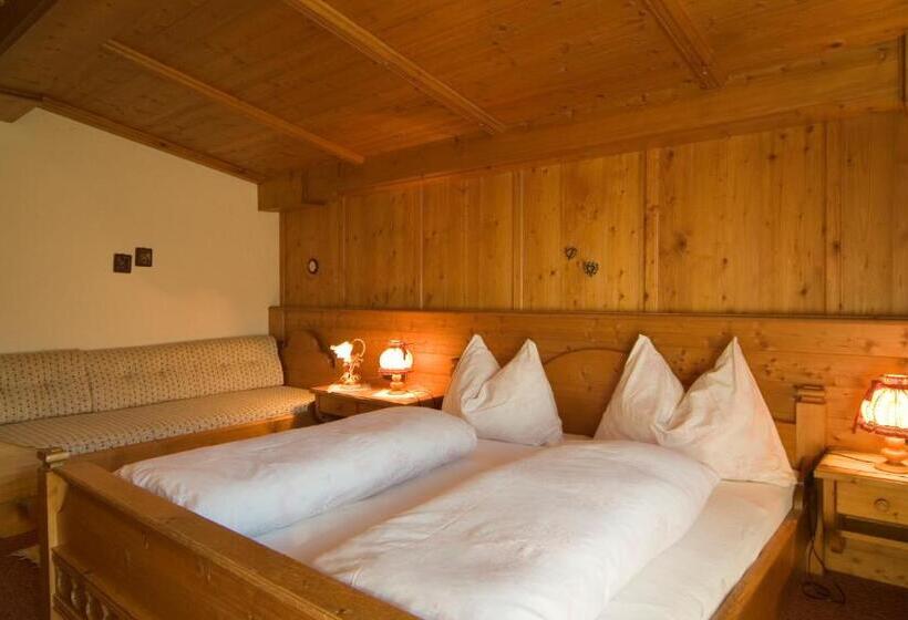 חדר סטנדרט לשלושה, Gästehaus Rosi