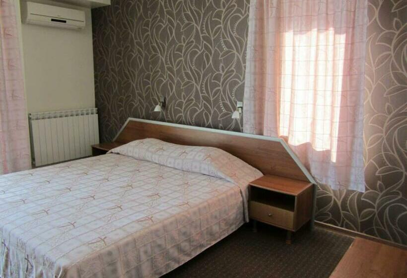 オーシャンビュースタンダードルーム, Guest House Ianis Paradise