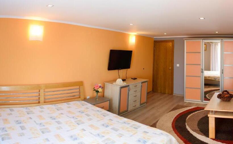 Апартаменты 1 Спальня, Guest House Ianis Paradise